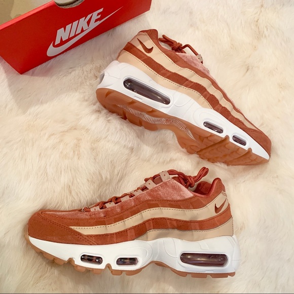 Nike Shoes - Nike Women’s Air Max 95 LX Dusty Peach Size 7